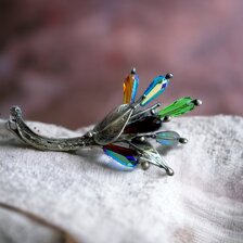 Brošňa, Kytica, 6x10,5 cm, farebné korálky a pocínovaný plech