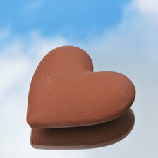 Srdiečko z keramiky, rozmer 8x8 cm za 2,50 € a rozmer 5,5x6 cm za 2,00 €