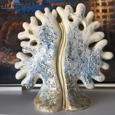 Sylvia Brezianska, Plastika Obydlia, šamot, 30x30x15 cm, 234 €